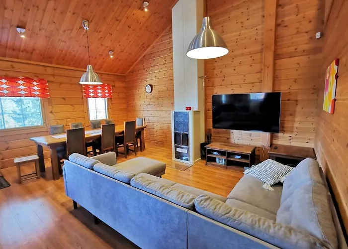 Holiday home Huvikallio B