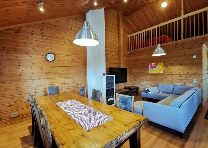 Huvikallio B סיוטה